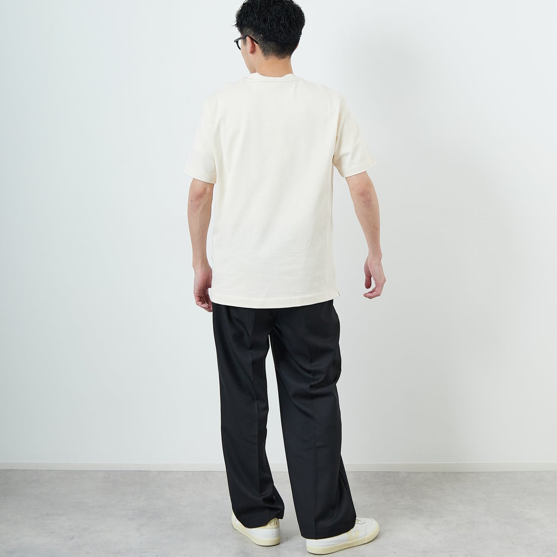 LACOSTE [ラコステ] ヘビーウェイトロゴTシャツ [TH2299] XFJ ECRU &&モデル身長：168cm 着用サイズ：3&&