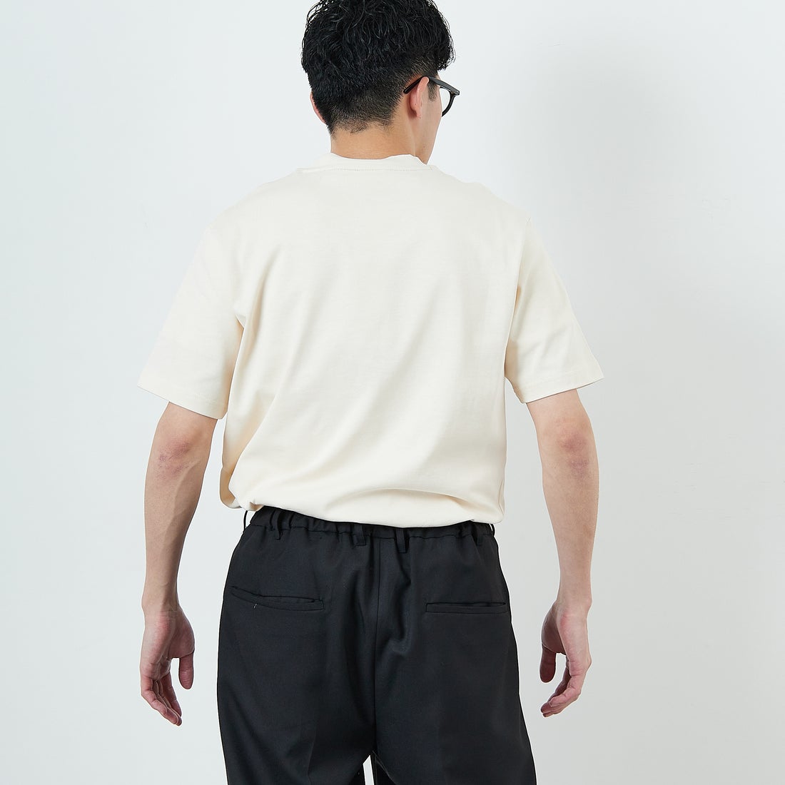 LACOSTE [ラコステ] ヘビーウェイトロゴTシャツ [TH2299] XFJ ECRU &&モデル身長：168cm 着用サイズ：3&&