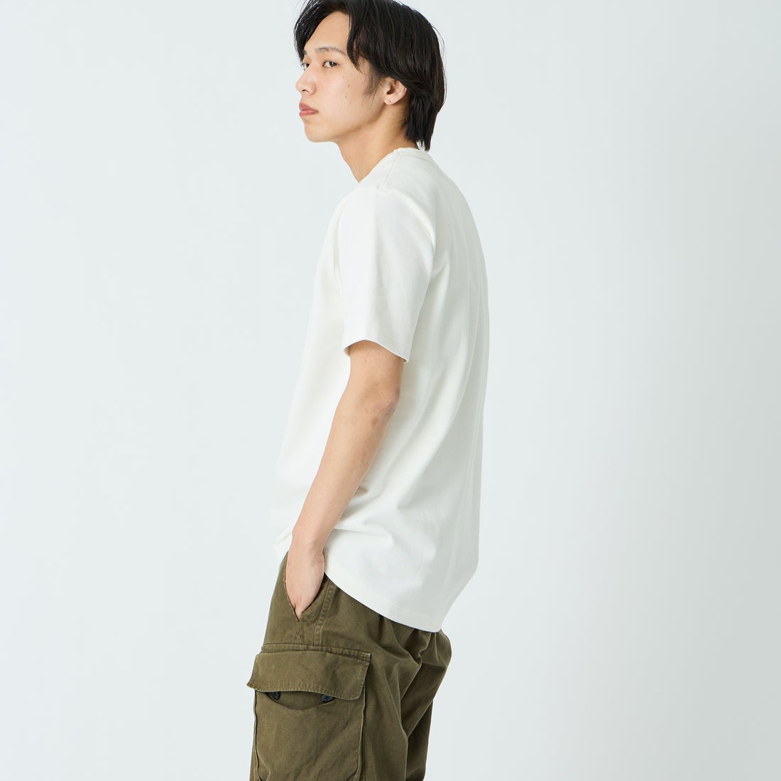 LACOSTE [ラコステ] ワンポイントロゴ 鹿の子ポケットTシャツ [TH4921] 70V WHITE &&モデル身長：179cm 着用サイズ：5&&