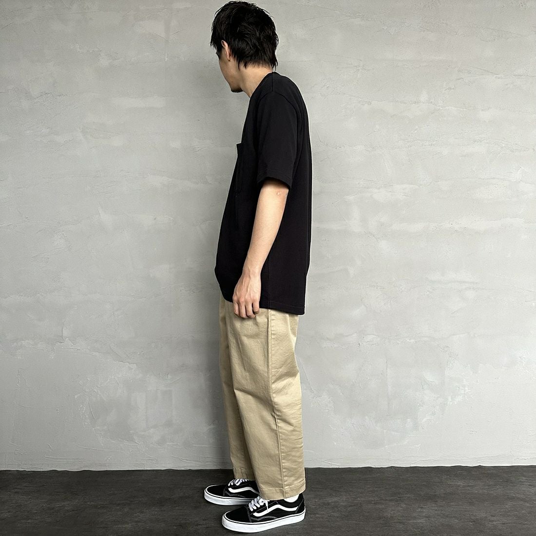 LACOSTE [ラコステ] ワンポイントロゴ 鹿の子ポケットTシャツ [TH4921] 031 BLACK&&モデル身長：173cm 着用サイズ：5&&