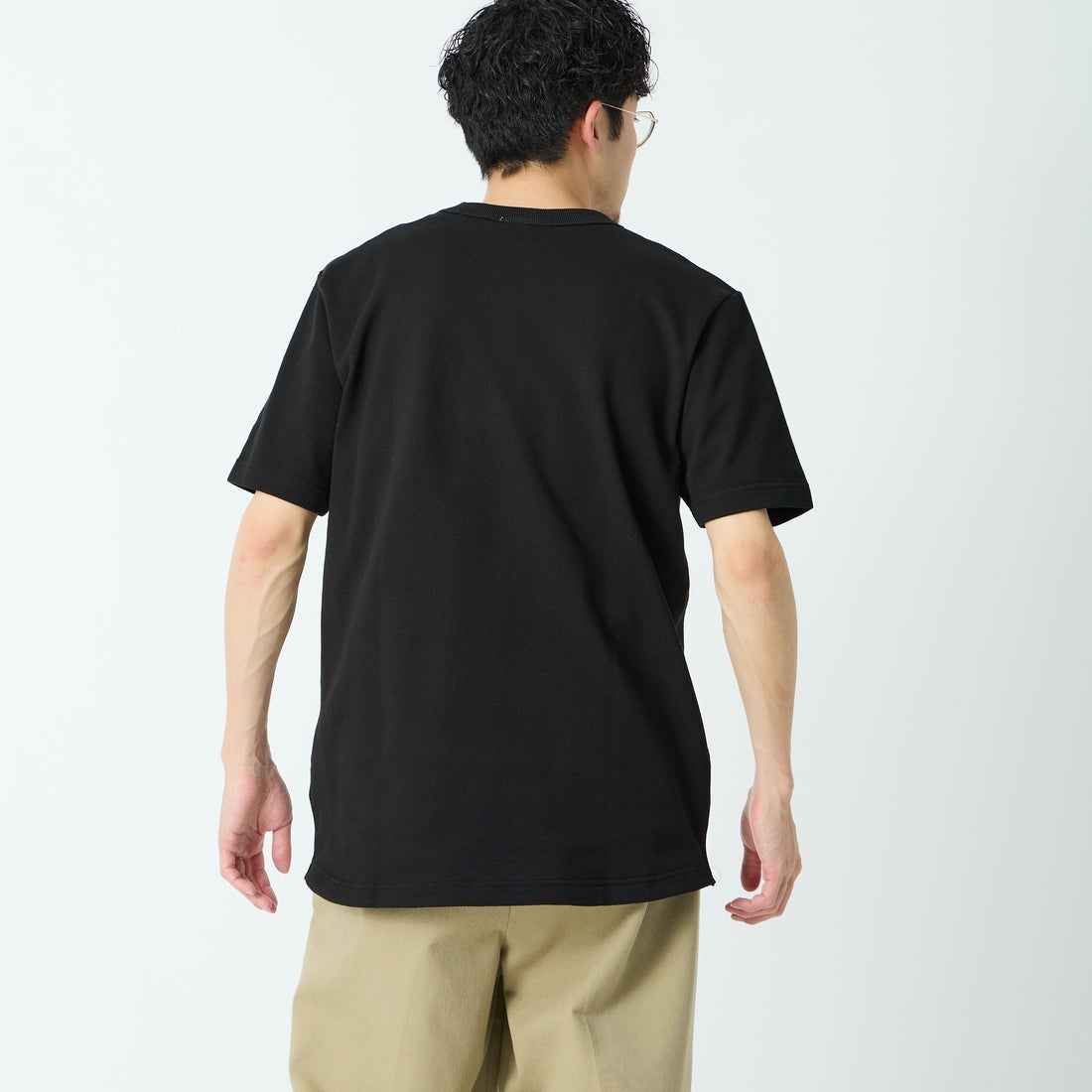 LACOSTE [ラコステ] ワンポイントロゴ 鹿の子ポケットTシャツ [TH4921] 031 BLACK &&モデル身長：168cm 着用サイズ：4&&
