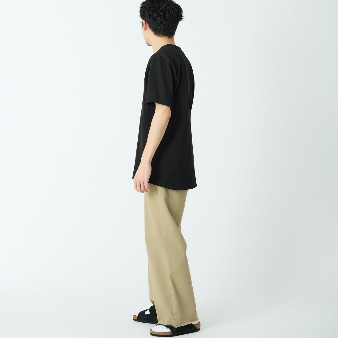 LACOSTE [ラコステ] ワンポイントロゴ 鹿の子ポケットTシャツ [TH4921] 031 BLACK &&モデル身長：168cm 着用サイズ：4&&