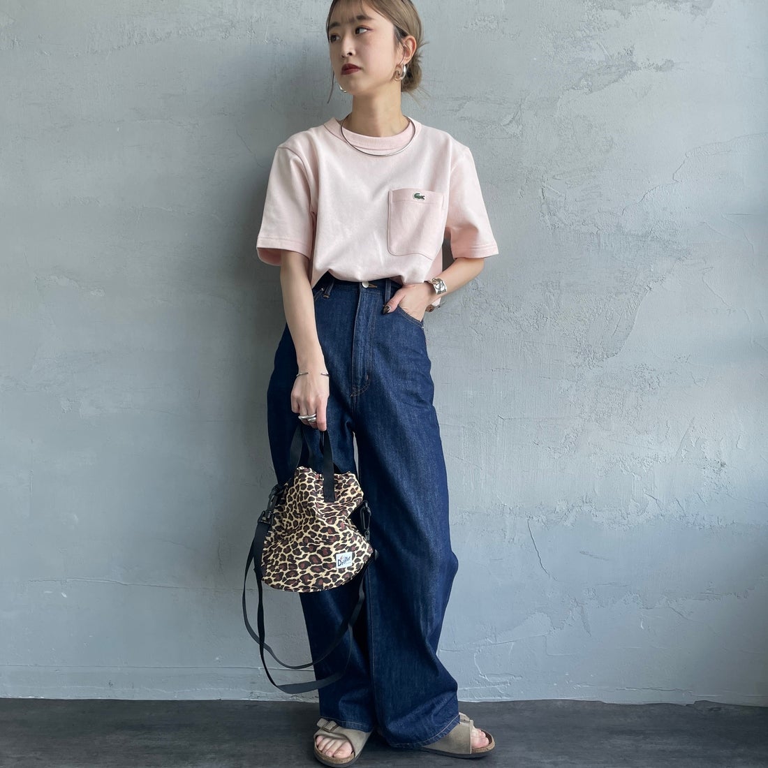 LACOSTE [ラコステ] ワンポイントロゴ 鹿の子ポケットTシャツ [TH4921] HCZ L.PINK &&モデル身長：150cm 着用サイズ：2&&