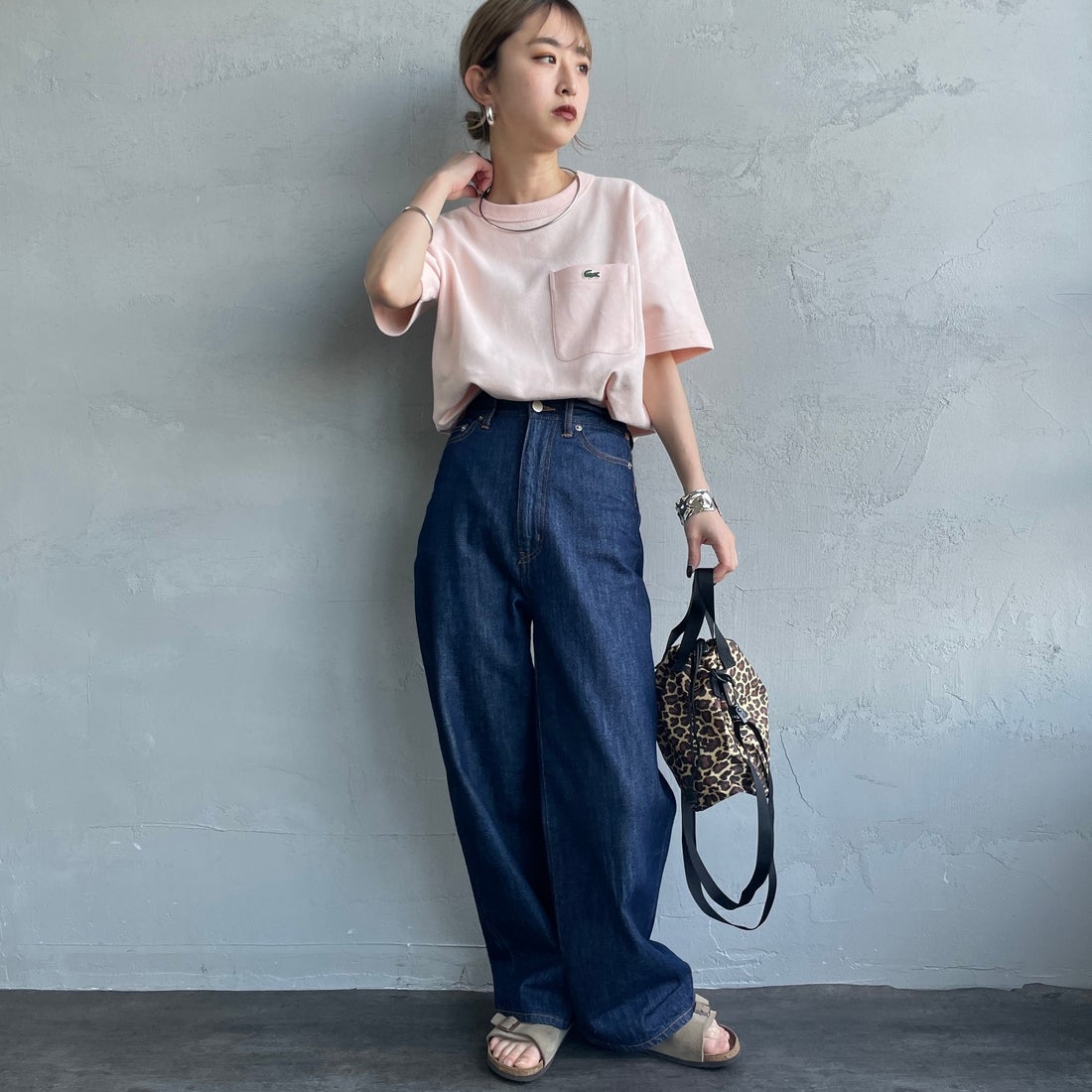 LACOSTE [ラコステ] ワンポイントロゴ 鹿の子ポケットTシャツ [TH4921] HCZ L.PINK &&モデル身長：150cm 着用サイズ：2&&