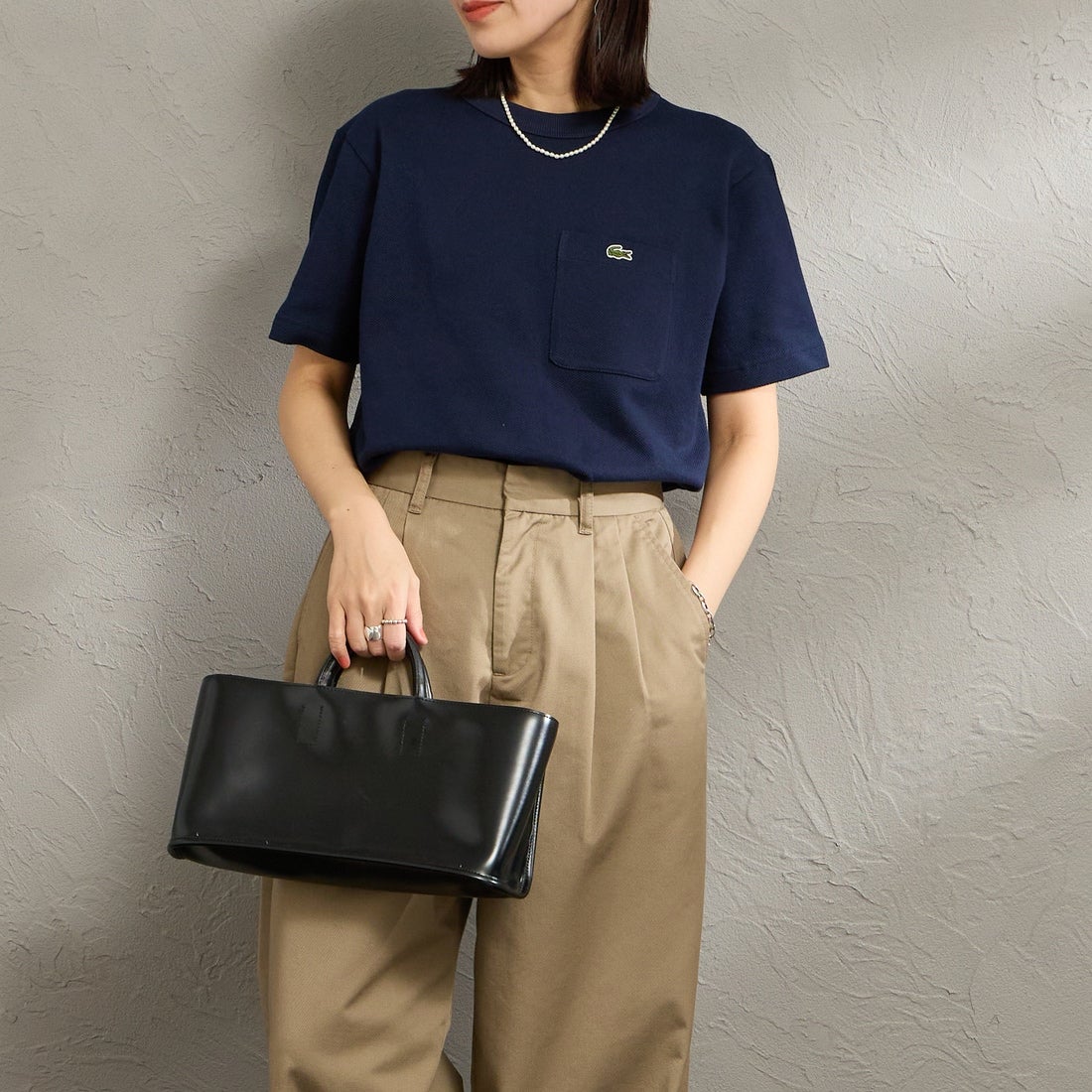 LACOSTE [ラコステ] ワンポイントロゴ 鹿の子ポケットTシャツ [TH4921] 166 NAVY B &&モデル身長：160cm 着用サイズ：2&&