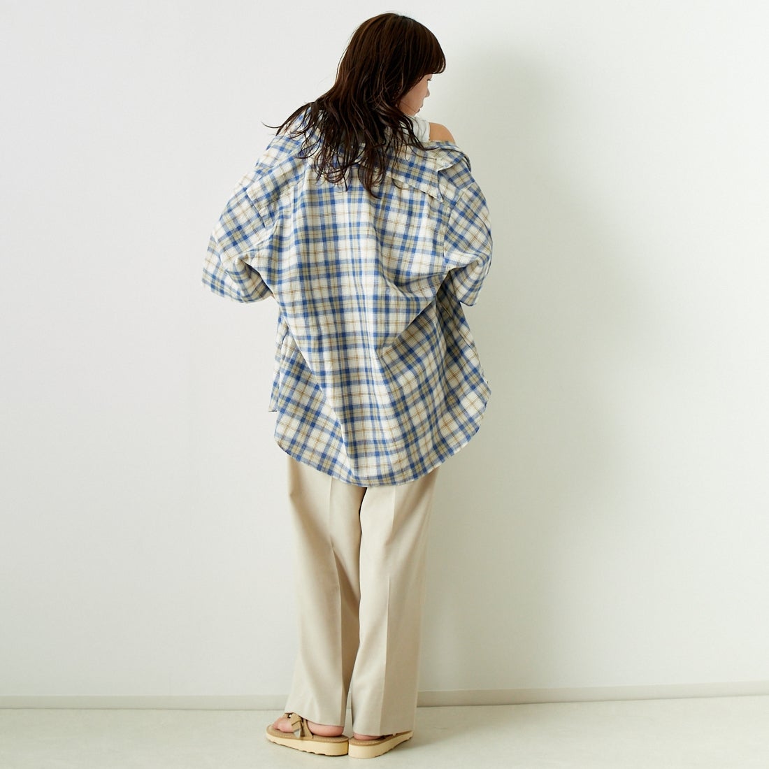 INDIVIDUALIZED SHIRTS [インディビジュアライズド シャツ] 別注 カバナシャツ [IS200016000-L-JF] L53BLP BLU &&モデル身長：167cm 着用サイズ：F&&