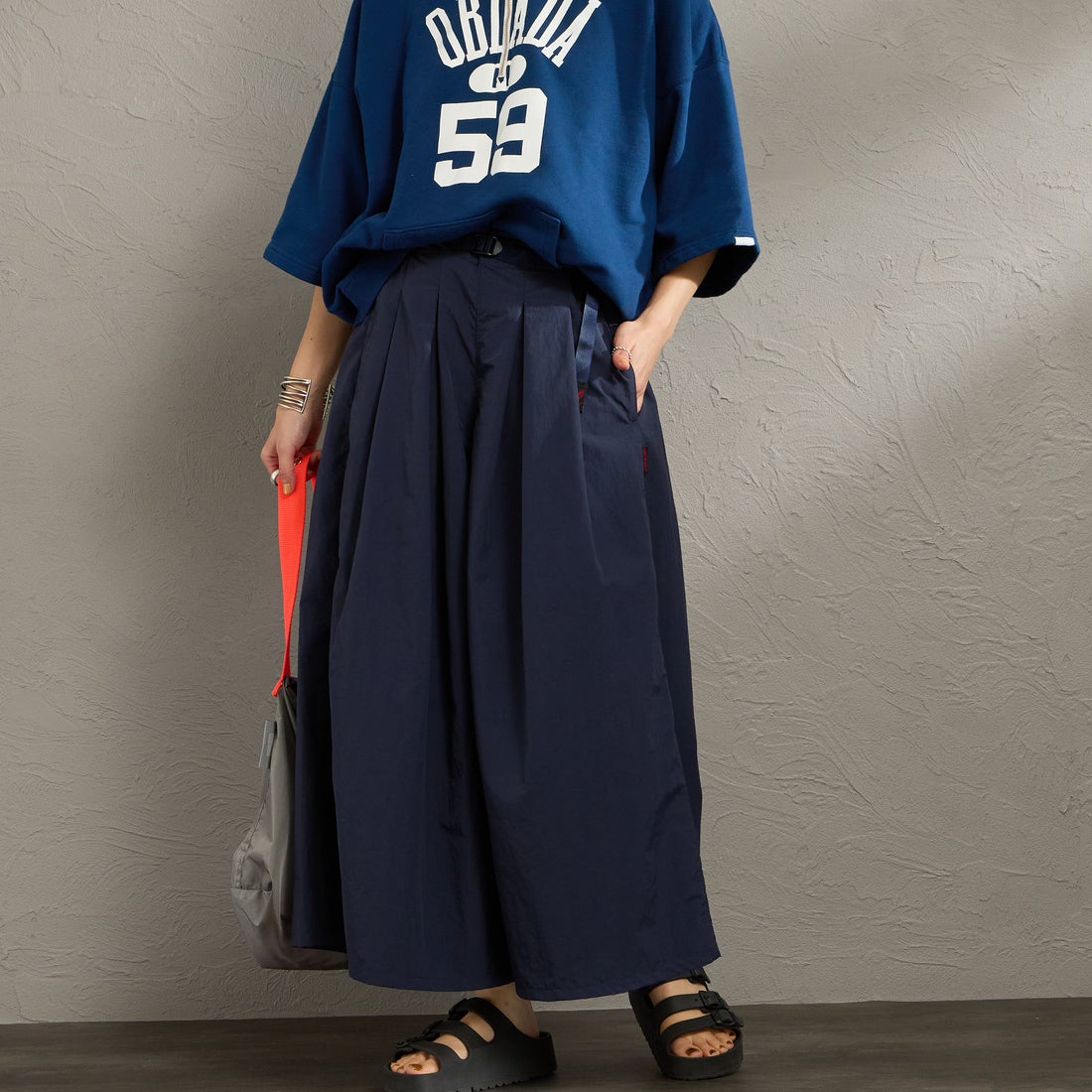 GRAMiCCi [グラミチ] ナイロンフレアパンツ [G2SW-SK034] BRITISH NV &&モデル身長：158cm 着用サイズ：S&&