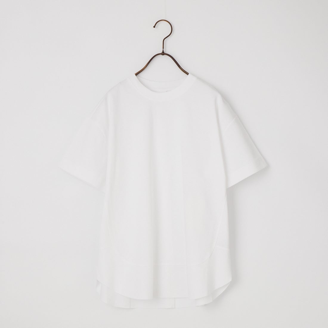 031 ｵﾌﾎﾜｲﾄ&&モデル身長：167cm 着用サイズ：F&&