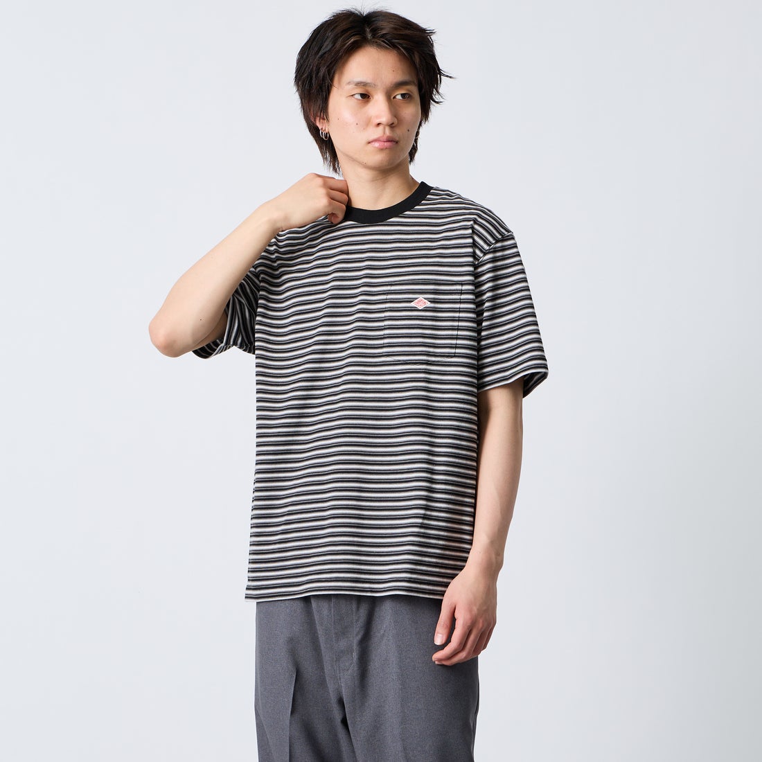 DANTON [ダントン] ストライプ ポケットTシャツ [DT-C0198TCB] CHR/BLK ML &&モデル身長：177cm 着用サイズ：XL&&