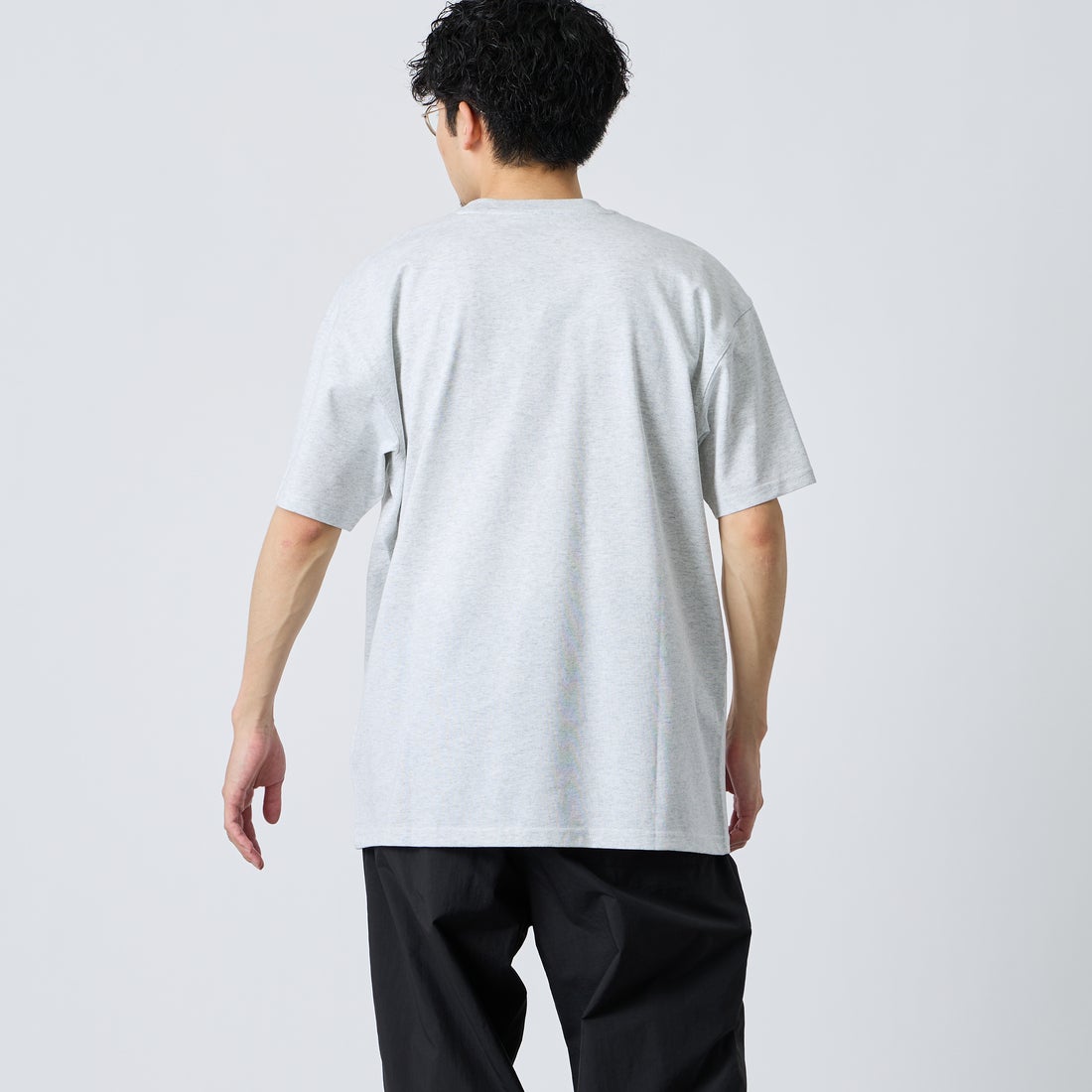 carhartt WIP [カーハートダブリューアイピー] ショートスリーブアメリカンスクリプトTシャツ [I029956] ASH HEATHE &&モデル身長：168cm 着用サイズ：M&&