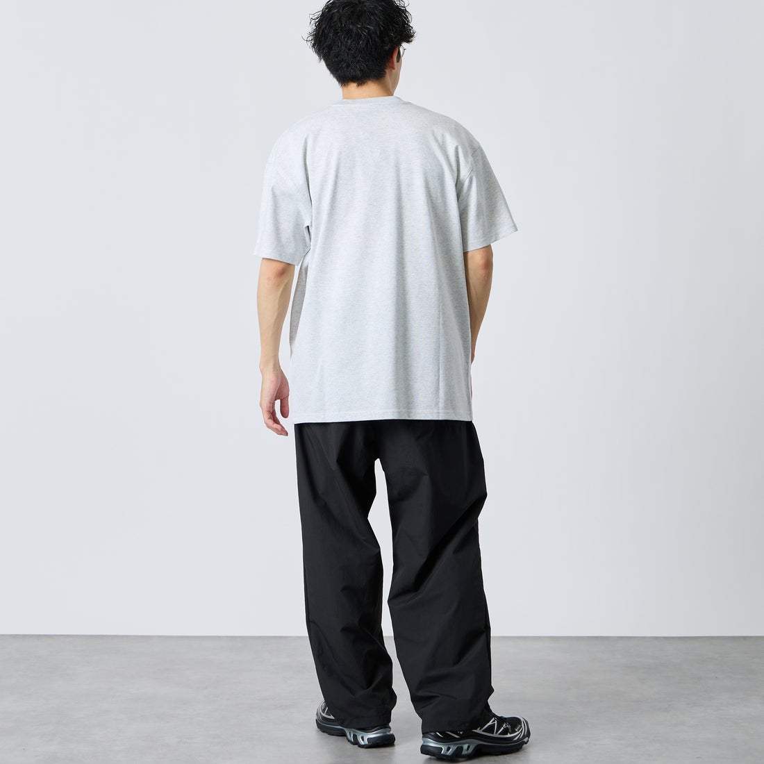 carhartt WIP [カーハートダブリューアイピー] ショートスリーブアメリカンスクリプトTシャツ [I029956] ASH HEATHE &&モデル身長：168cm 着用サイズ：M&&
