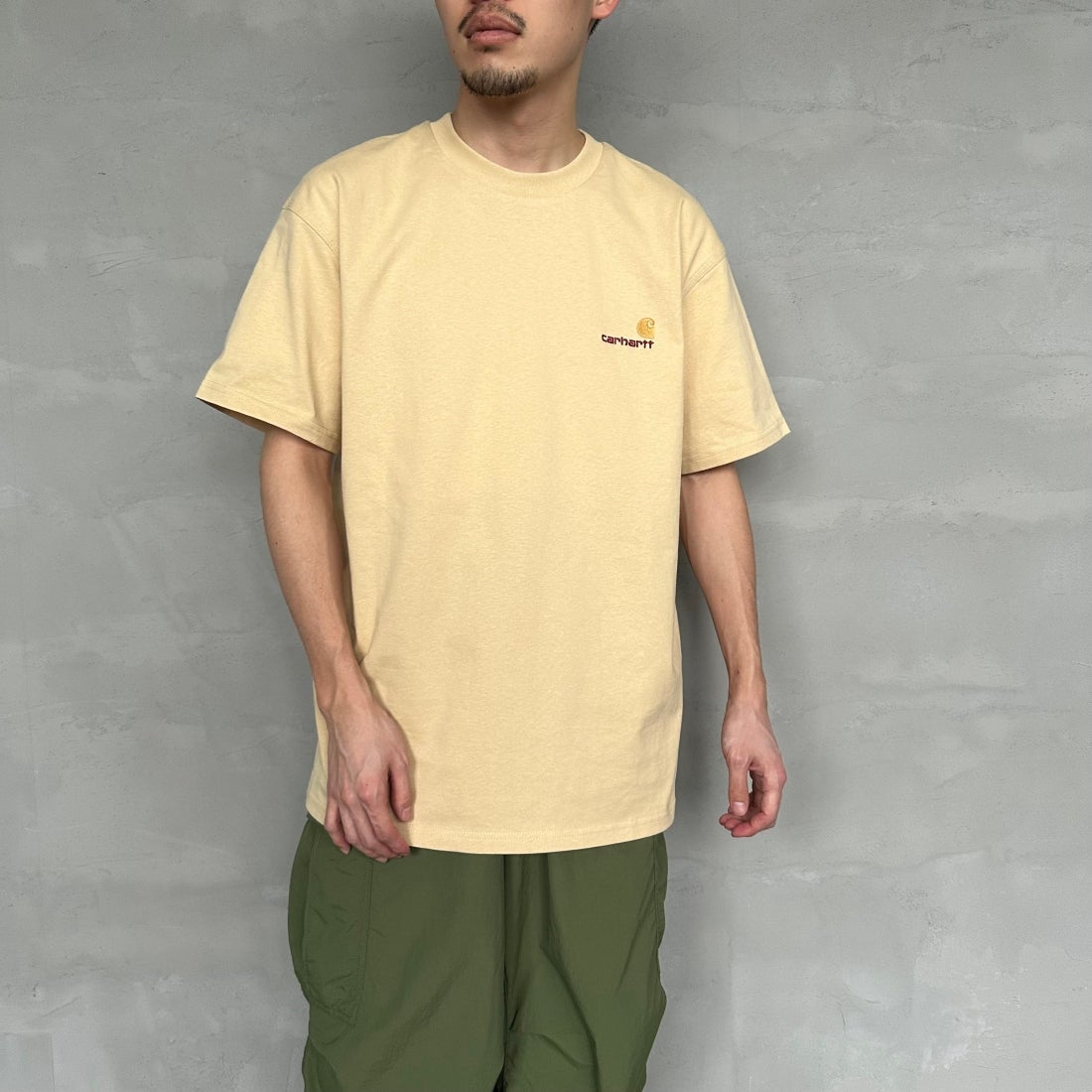 carhartt WIP [カーハートダブリューアイピー] ショートスリーブアメリカンスクリプトTシャツ [I029956] RATTAN &&モデル身長：168cm 着用サイズ：M&&
