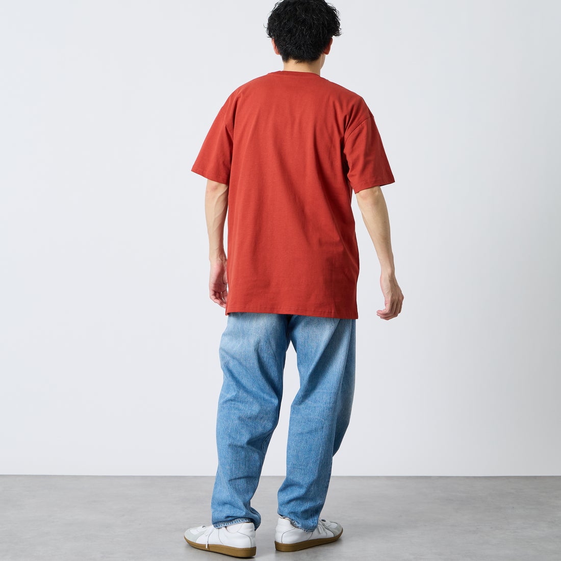 carhartt WIP [カーハートダブリューアイピー] ショートスリーブアメリカンスクリプトTシャツ [I029956] OXIDE RED &&モデル身長：168cm 着用サイズ：M&&