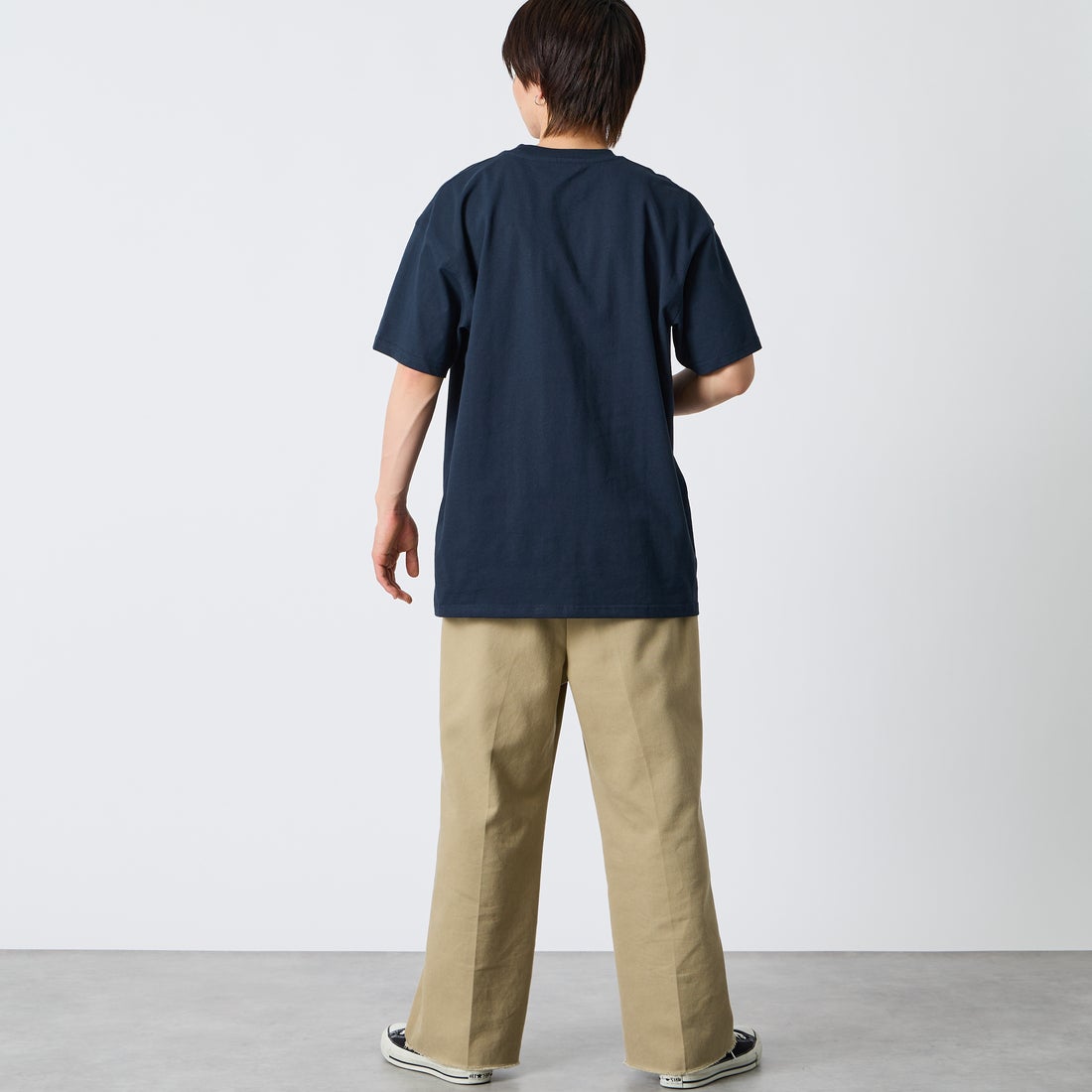 carhartt WIP [カーハートダブリューアイピー] ショートスリーブアメリカンスクリプトTシャツ [I029956] DEEP NIGHT &&モデル身長：177cm 着用サイズ：L&&