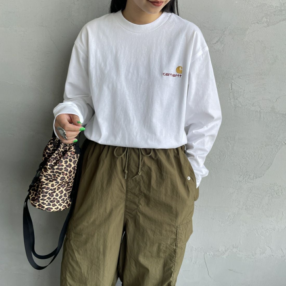 WHITE&&モデル身長：156cm 着用サイズ：XS&&