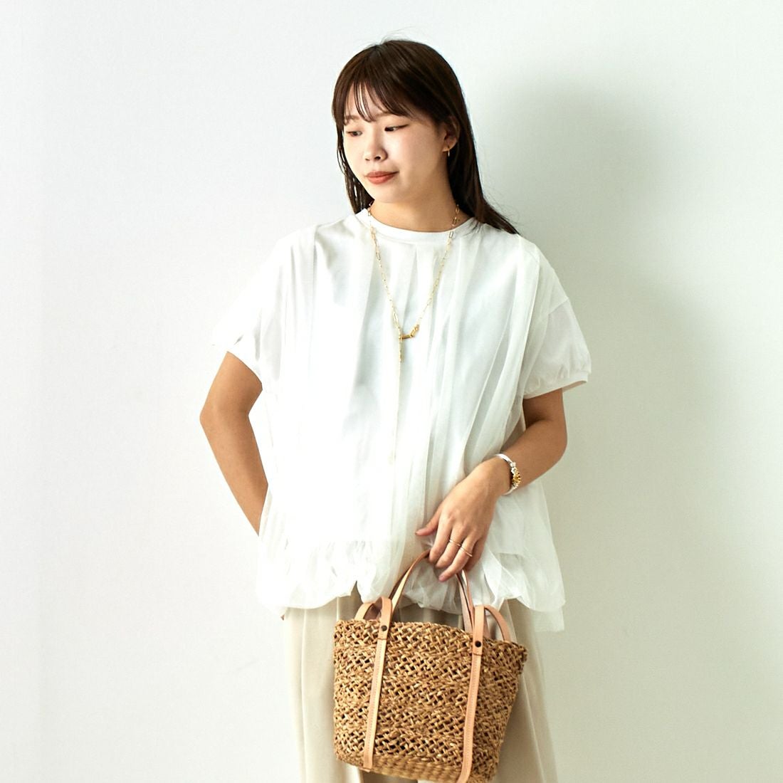 OFF WHITE&&モデル身長：167cm 着用サイズ：F&&