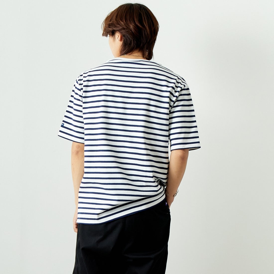 ST.JAMES [セントジェームス] 定番バスクTシャツ [03JC1325-1] NEI/MAR&&モデル身長：179cm 着用サイズ：6&&