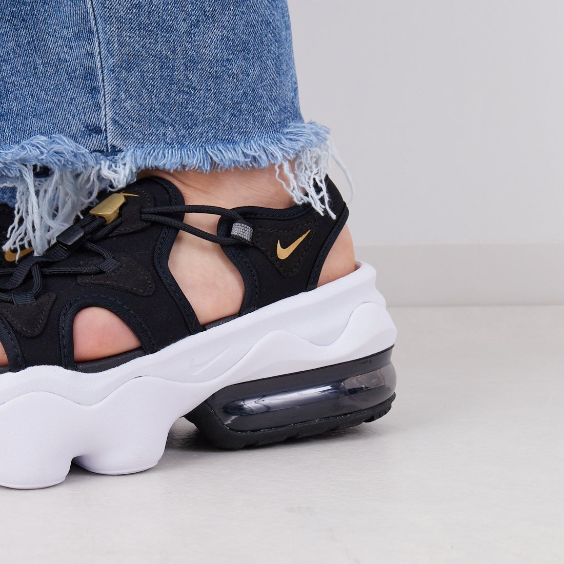 NIKE [ナイキ] エアマックス ココサンダル [CI8798] 002 ﾌﾞﾗｯｸ