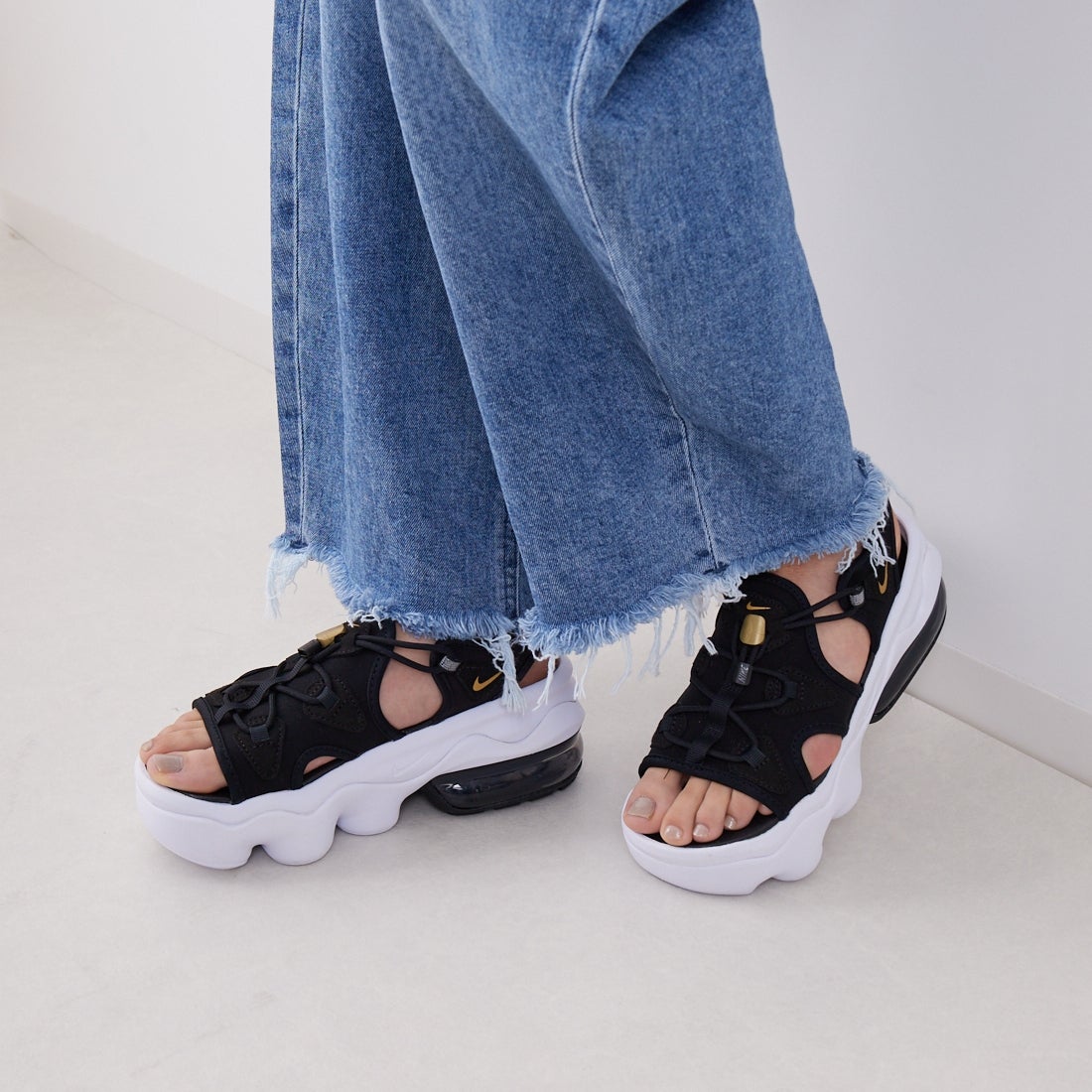 NIKE [ナイキ] エアマックス ココサンダル [CI8798] 002 ﾌﾞﾗｯｸ