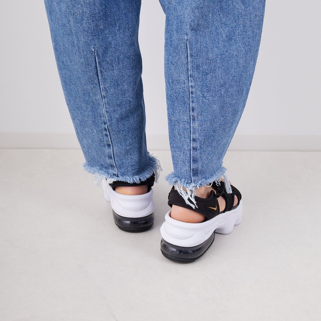 NIKE [ナイキ] エアマックス ココサンダル [CI8798] 002 ﾌﾞﾗｯｸ