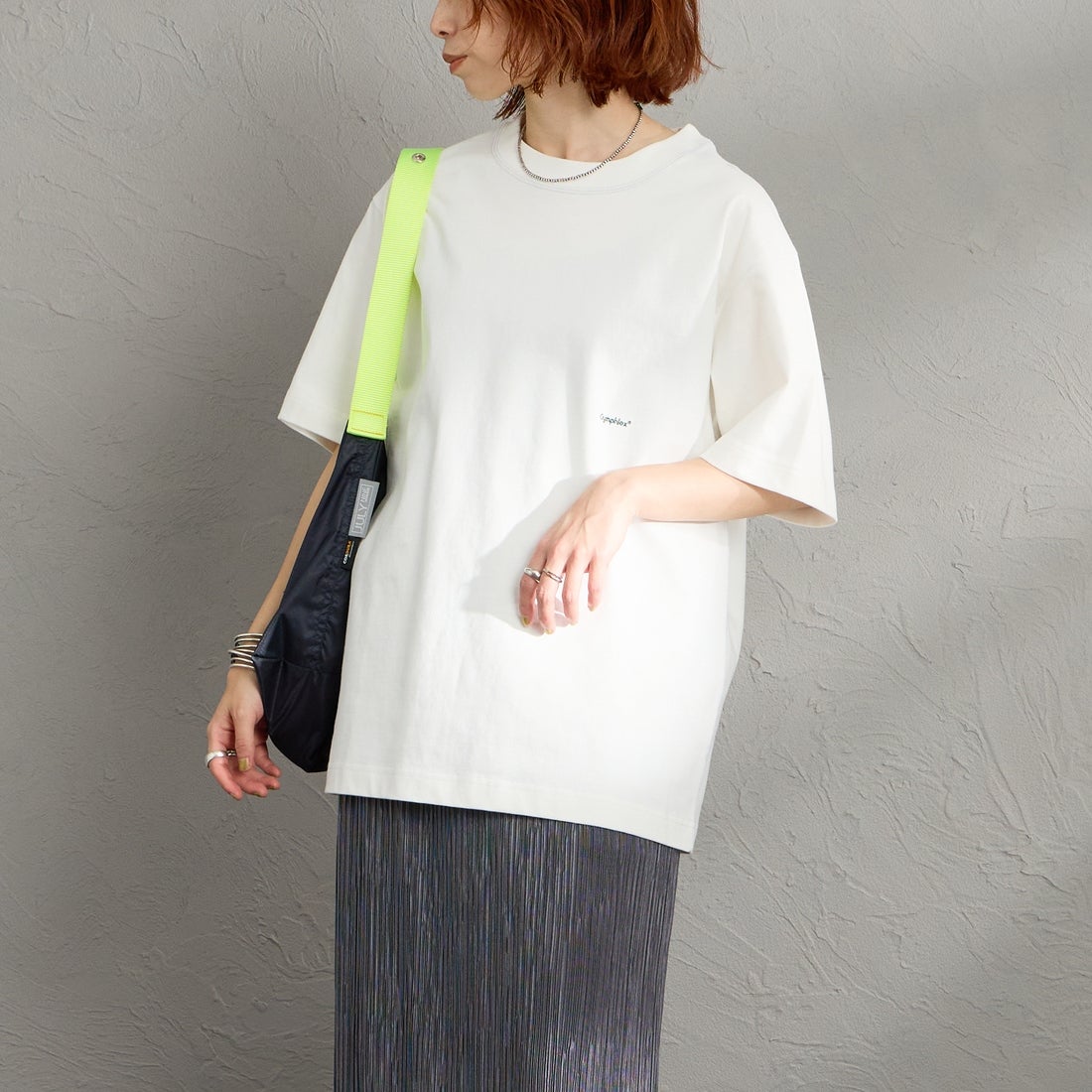 OFF WHITE&&モデル身長：158cm 着用サイズ：XS&&