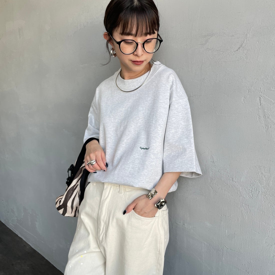 H.LT.GREY&&モデル身長：150cm 着用サイズ：XS&&