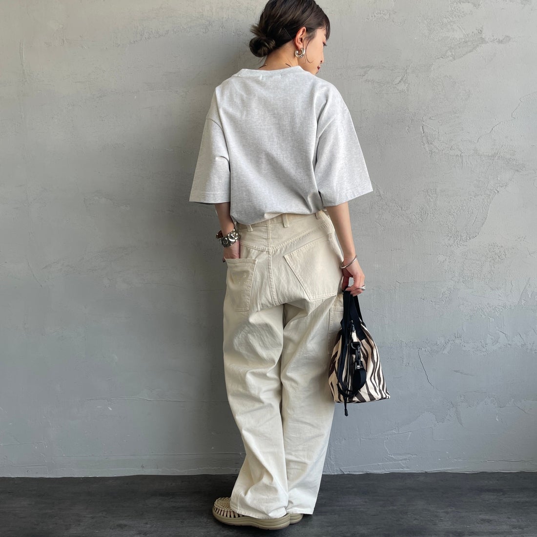 Gymphlex [ジムフレックス] ヘビーウェイトジャージー ショートスリーブTシャツ [J-9271HWJ] H.LT.GREY &&モデル身長：150cm 着用サイズ：XS&&