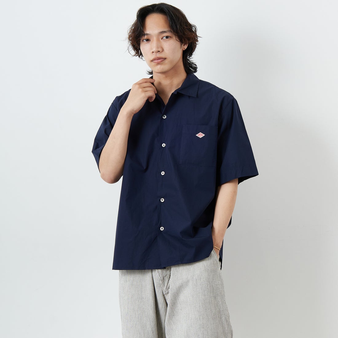 DANTON [ダントン] プレーン ワークシャツ [DT-B0049CPL] NAVY &&モデル身長：179cm 着用サイズ：42&&