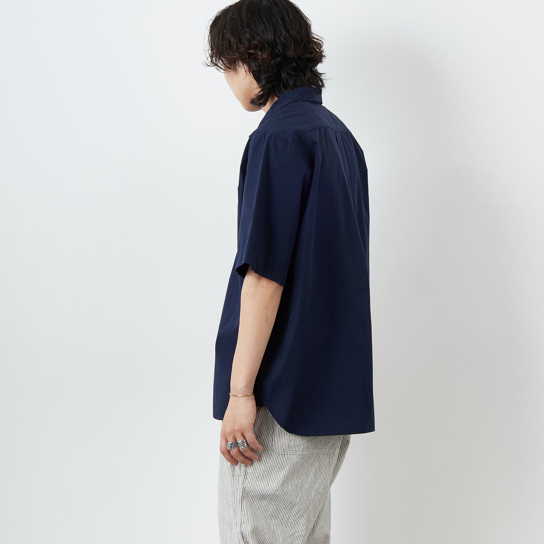 DANTON [ダントン] プレーン ワークシャツ [DT-B0049CPL] NAVY &&モデル身長：179cm 着用サイズ：42&&