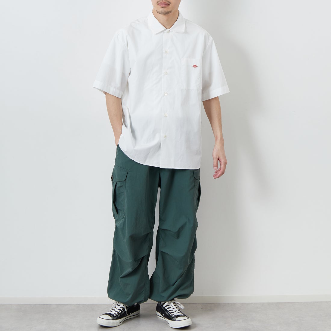 DANTON [ダントン] プレーン ワークシャツ [DT-B0049CPL] WHITE &&モデル身長：168cm 着用サイズ：40&&