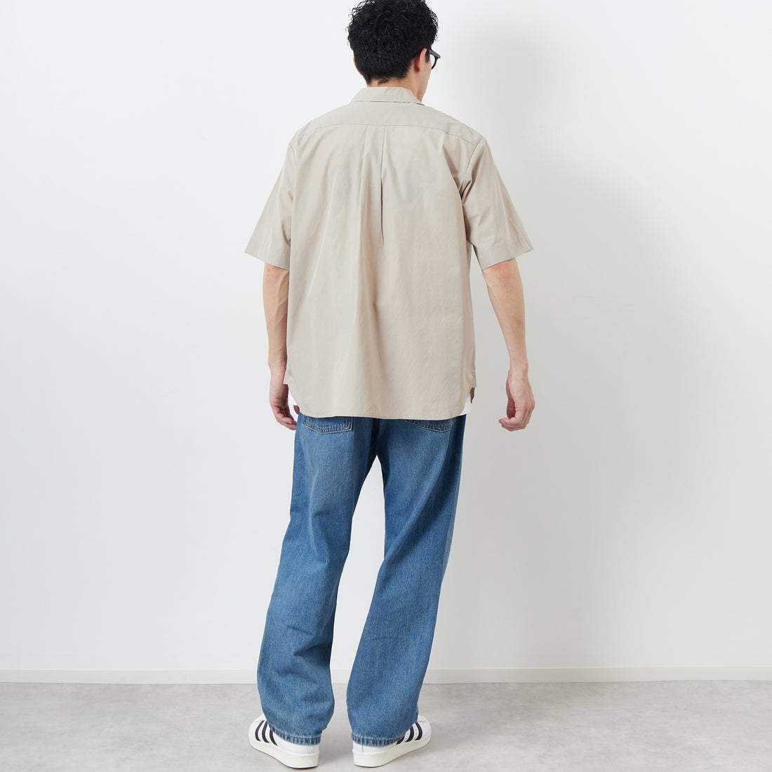 DANTON [ダントン] プレーン ワークシャツ [DT-B0049CPL] GREIGE &&モデル身長：168cm 着用サイズ：38&&