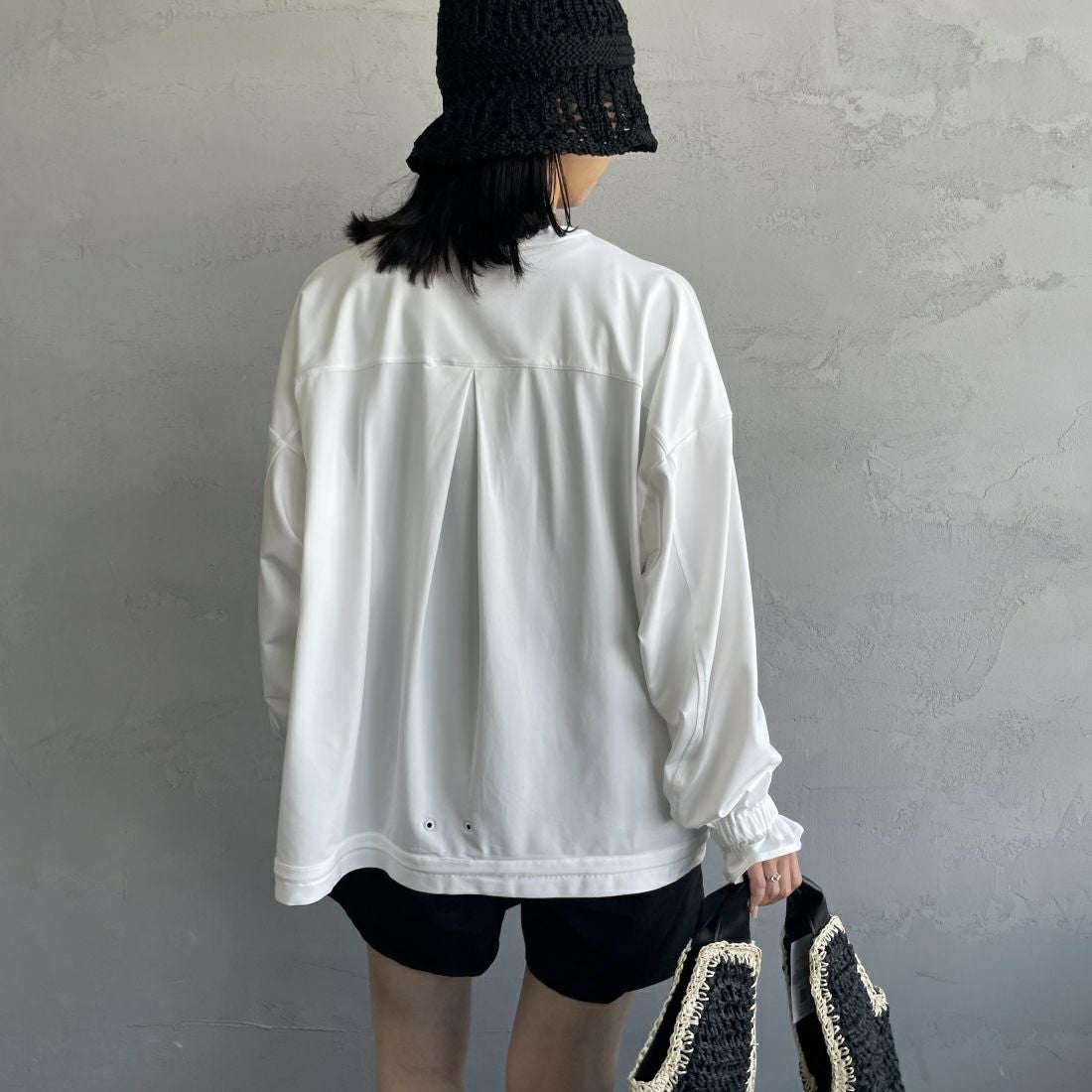 Jeans Factory Clothes [ジーンズファクトリークローズ] ラッシュガードVネックカーディガン [IN1-CST-4] WHITE &&モデル身長：163cm 着用サイズ：M&&