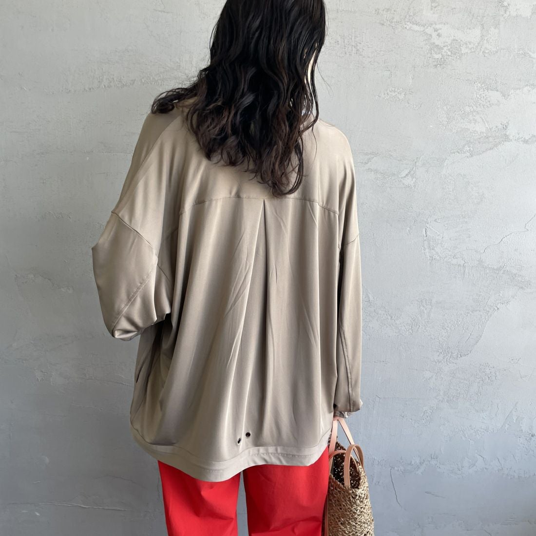 Jeans Factory Clothes [ジーンズファクトリークローズ] ラッシュガードVネックカーディガン [IN1-CST-4] GREIGE &&モデル身長：160cm 着用サイズ：M&&