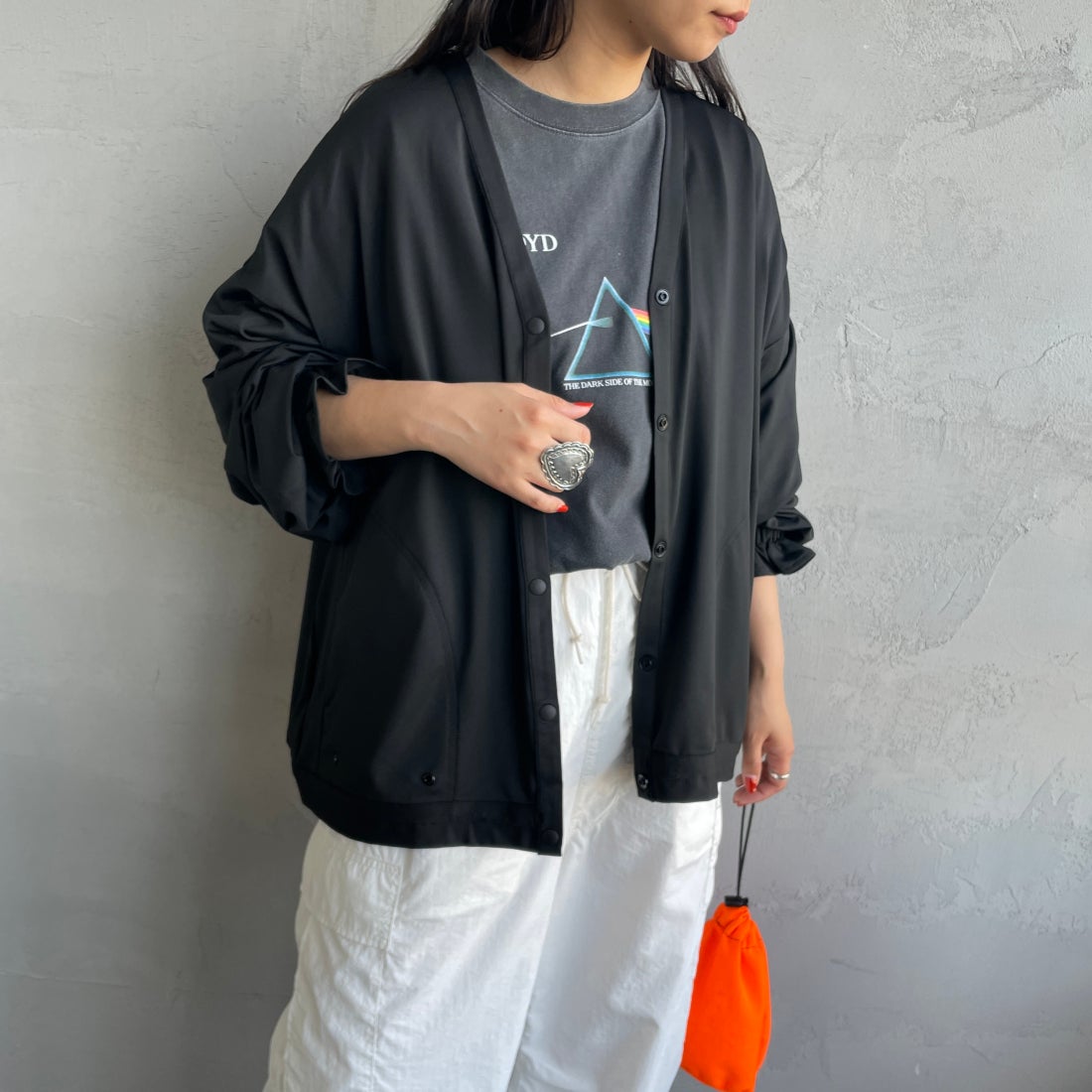 Jeans Factory Clothes [ジーンズファクトリークローズ] ラッシュガードVネックカーディガン [IN1-CST-4] BLACK &&モデル身長：156cm 着用サイズ：M&&