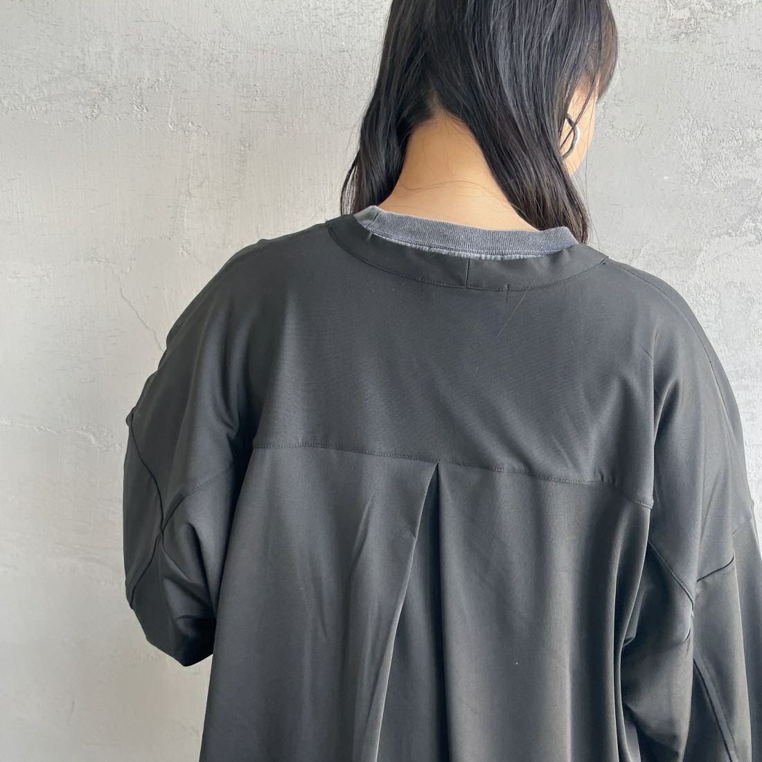 Jeans Factory Clothes [ジーンズファクトリークローズ] ラッシュガードVネックカーディガン [IN1-CST-4] BLACK &&モデル身長：156cm 着用サイズ：M&&