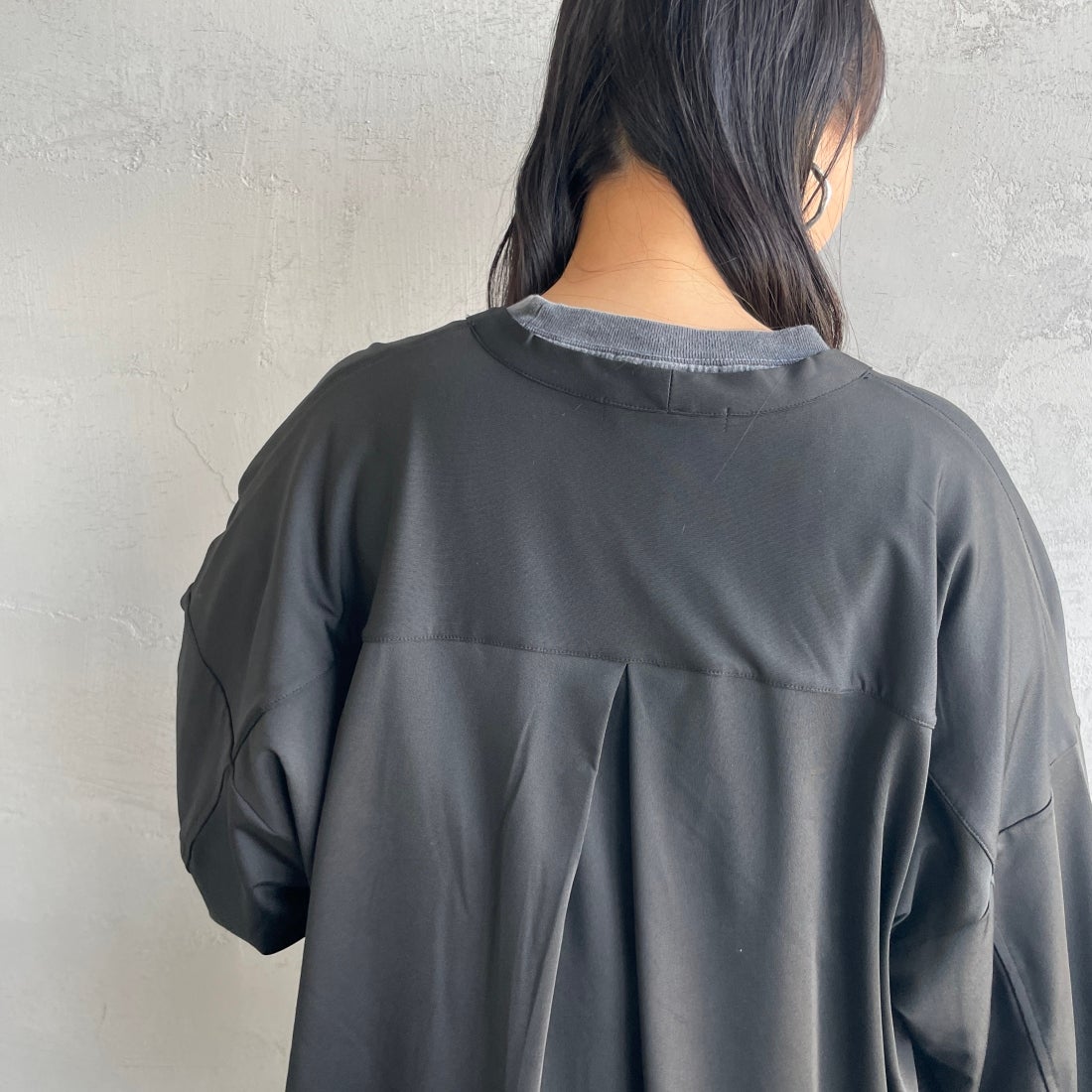 Jeans Factory Clothes [ジーンズファクトリークローズ] ラッシュガードVネックカーディガン [IN1-CST-4] BLACK &&モデル身長：156cm 着用サイズ：M&&