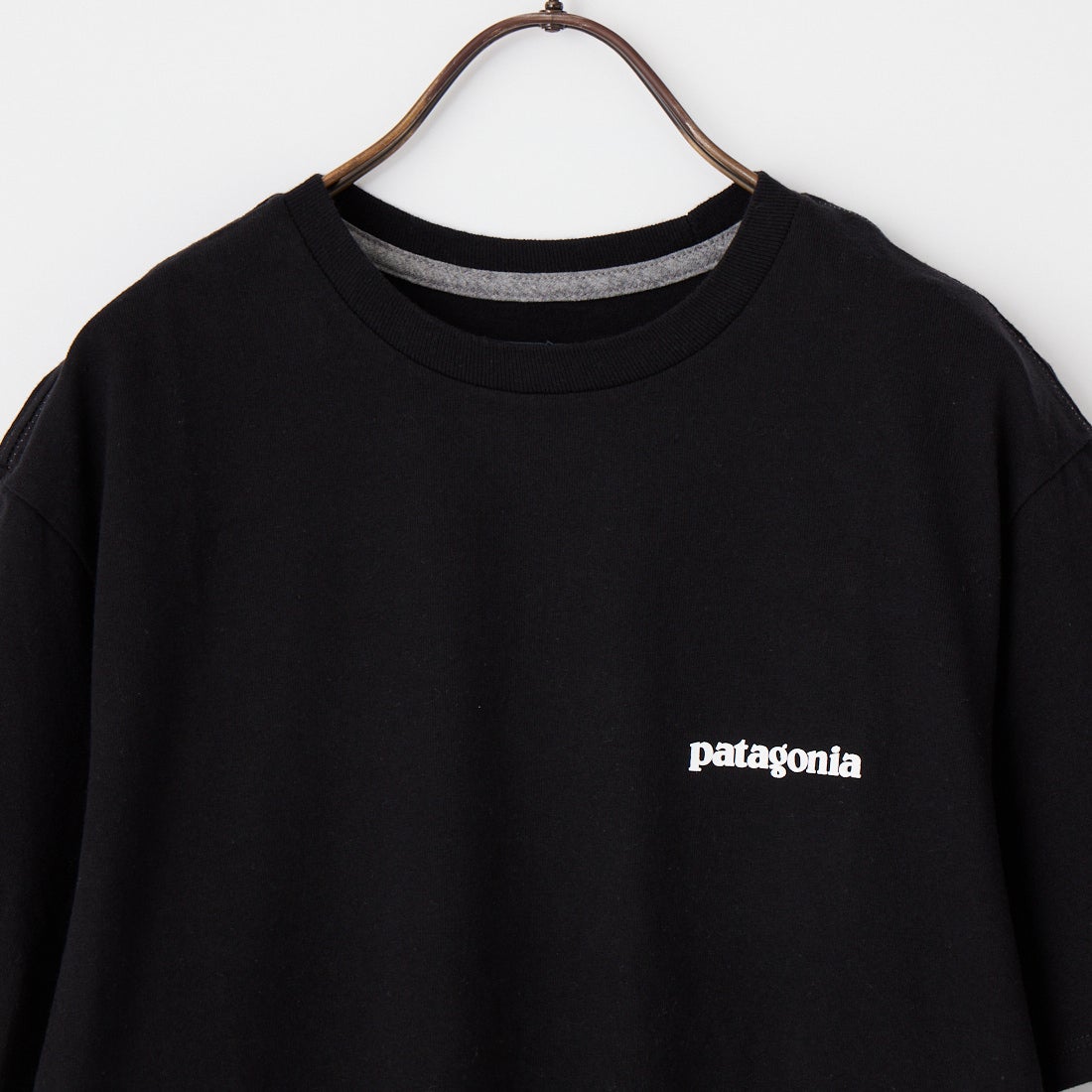 patagonia [パタゴニア] メンズ P-6ロゴ レスポンシビリティーTシャツ [38504] BLK