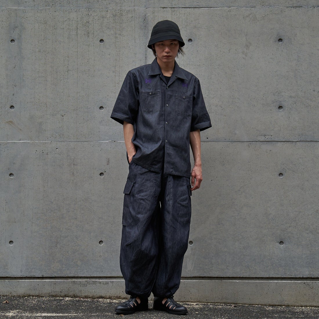 Needles [ニードルズ] 別注 BDUヒザデルデニムパンツ [OT1689-JF] INDIGO&&モデル身長：182cm 着用サイズ：XS&&
