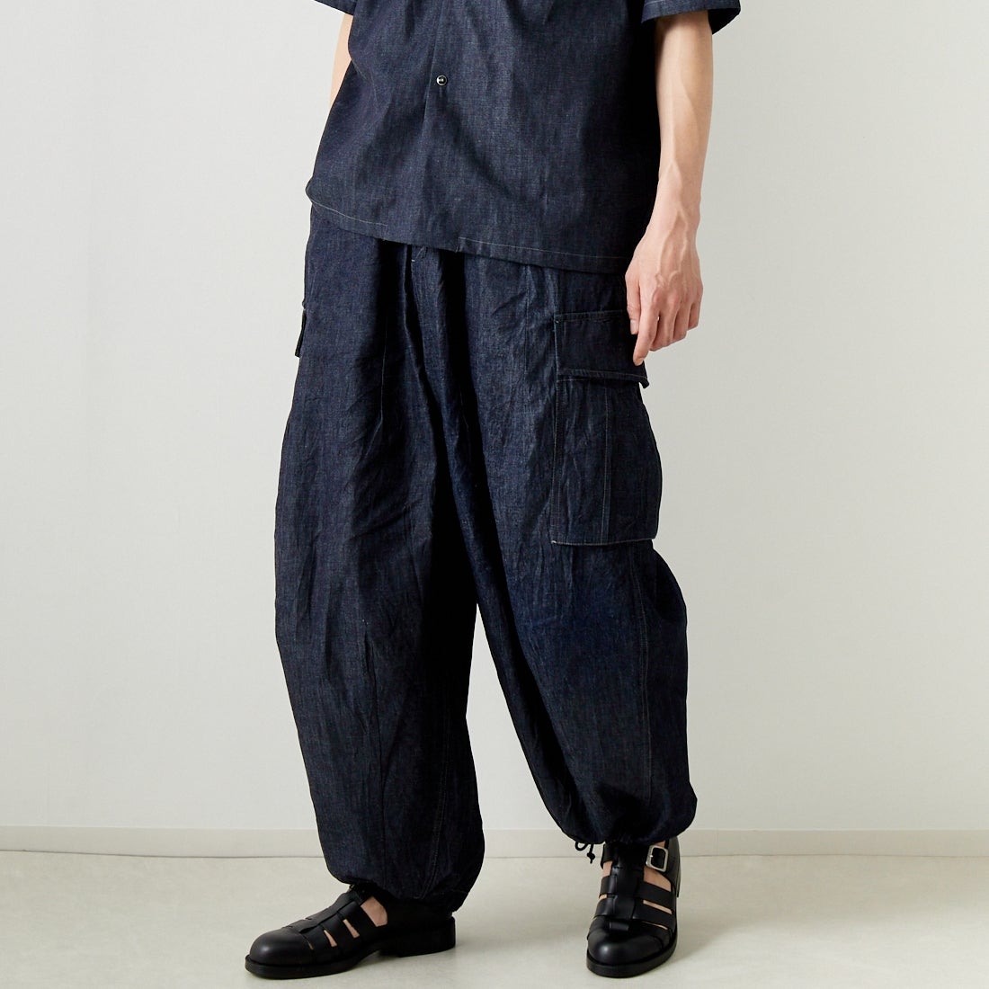 Needles [ニードルズ] 別注 BDUヒザデルデニムパンツ [OT1689-JF] INDIGO&&モデル身長：182cm 着用サイズ：S&&