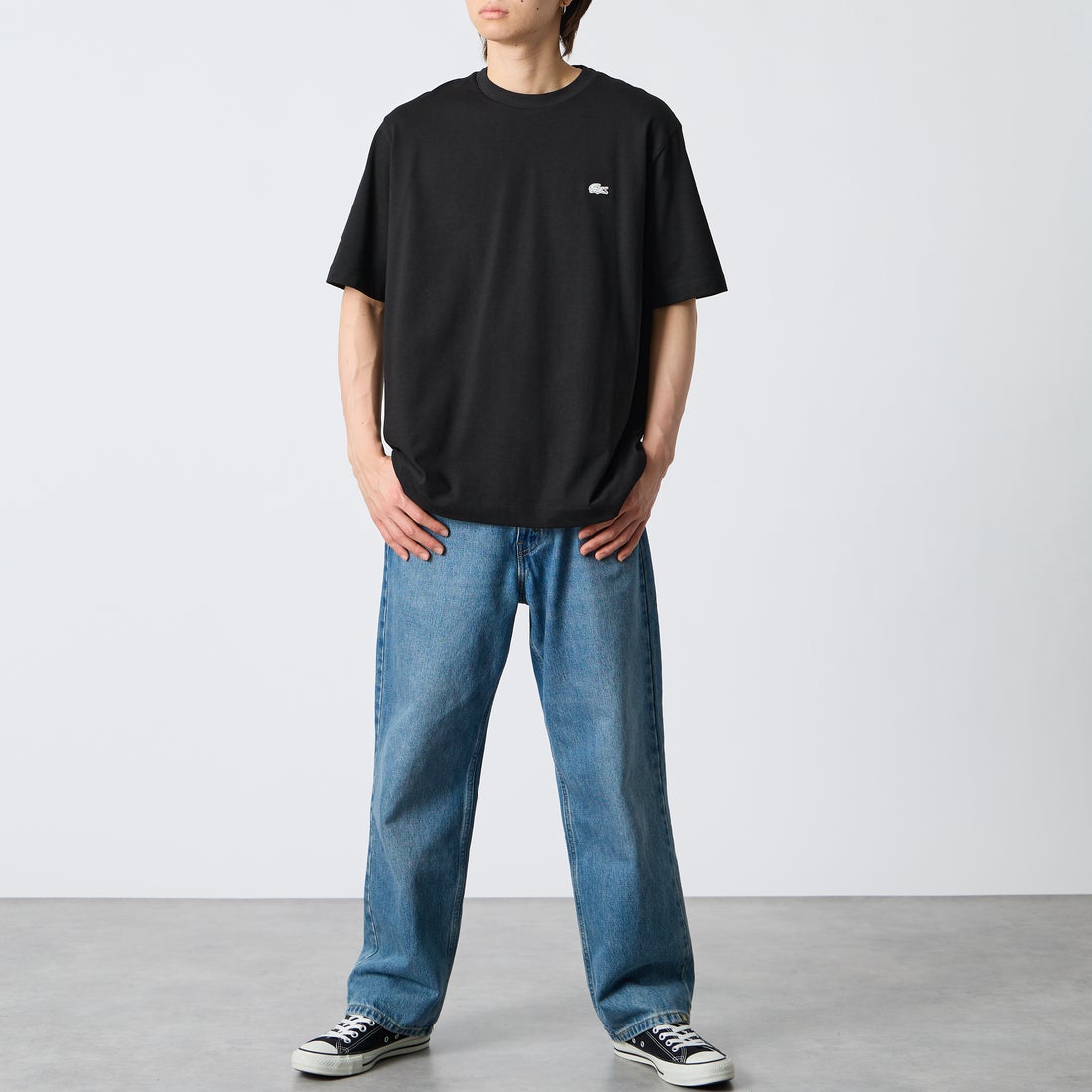 LACOSTE [ラコステ] バックプリントベーシックTシャツ [TH4705] 031 BLACK &&モデル身長：177cm 着用サイズ：4&&