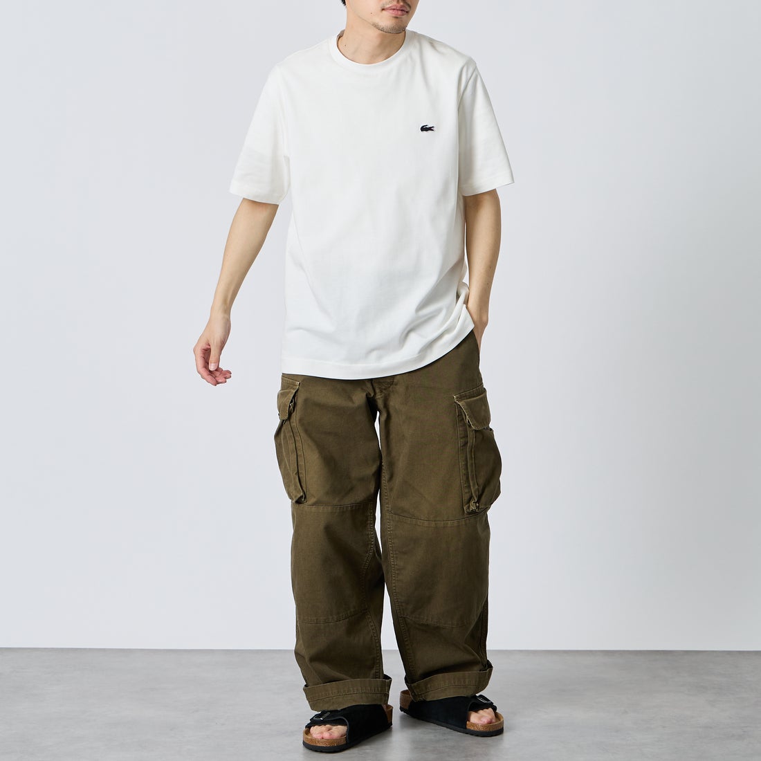 LACOSTE [ラコステ] バックプリントベーシックTシャツ [TH4705] 70V WHITE &&モデル身長：168cm 着用サイズ：3&&