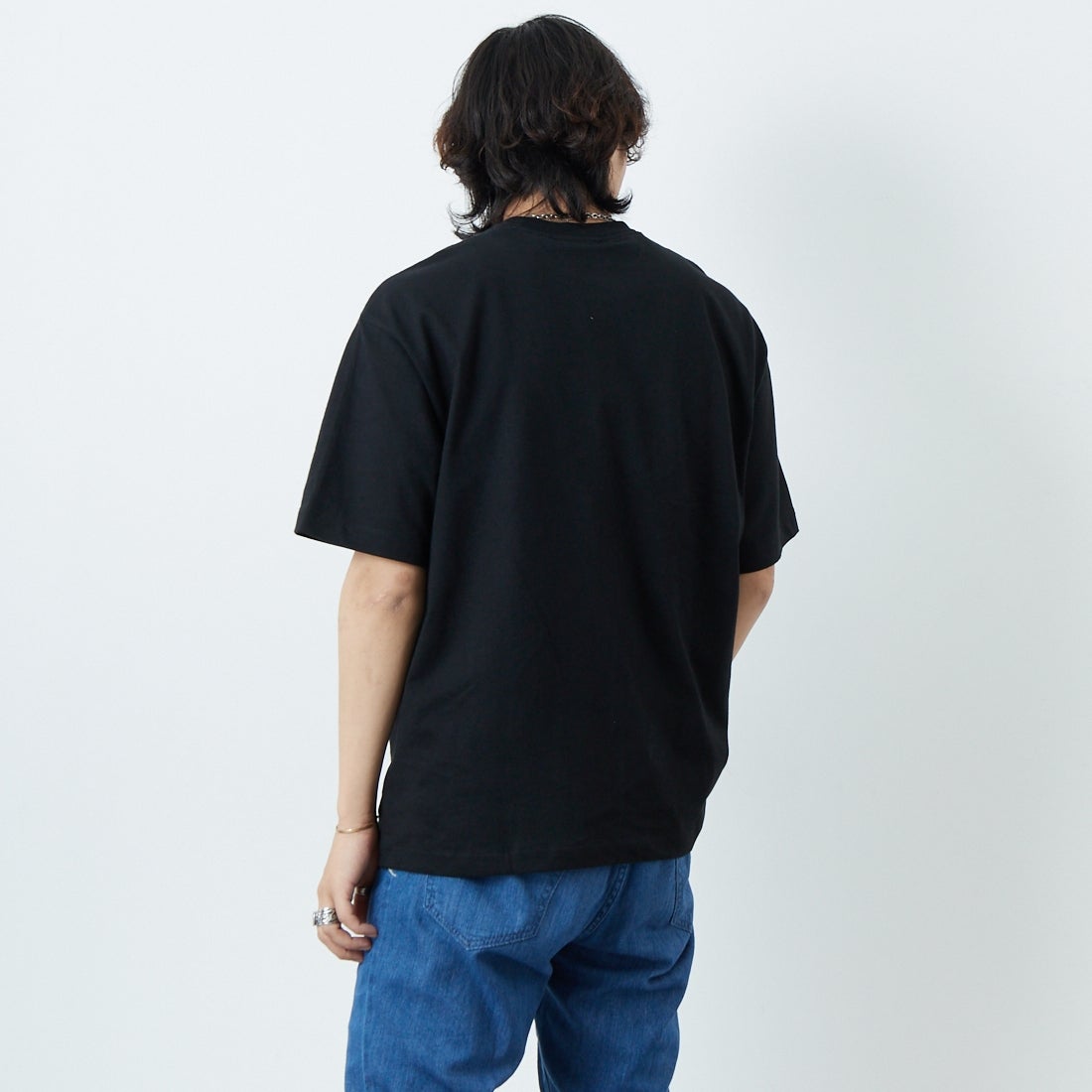 Calvin Klein [カルバンクライン] スタンダード リラックスクルーネックTシャツ [40HM228] UB1 &&モデル身長：179cm 着用サイズ：M&&