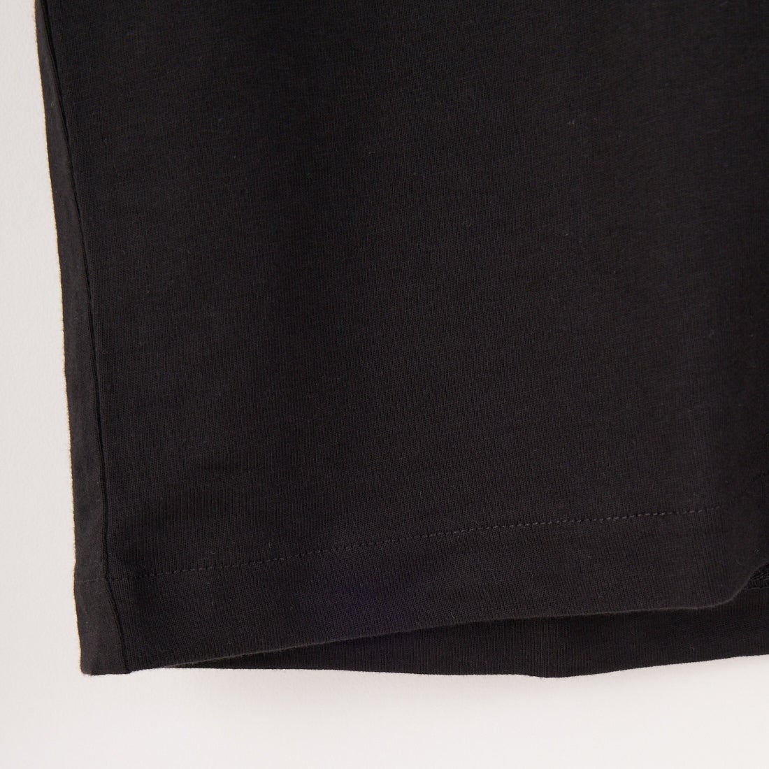 Calvin Klein [カルバンクライン] スタンダード リラックスクルーネックTシャツ [40HM228] YAA &&モデル身長：173cm 着用サイズ：M&&
