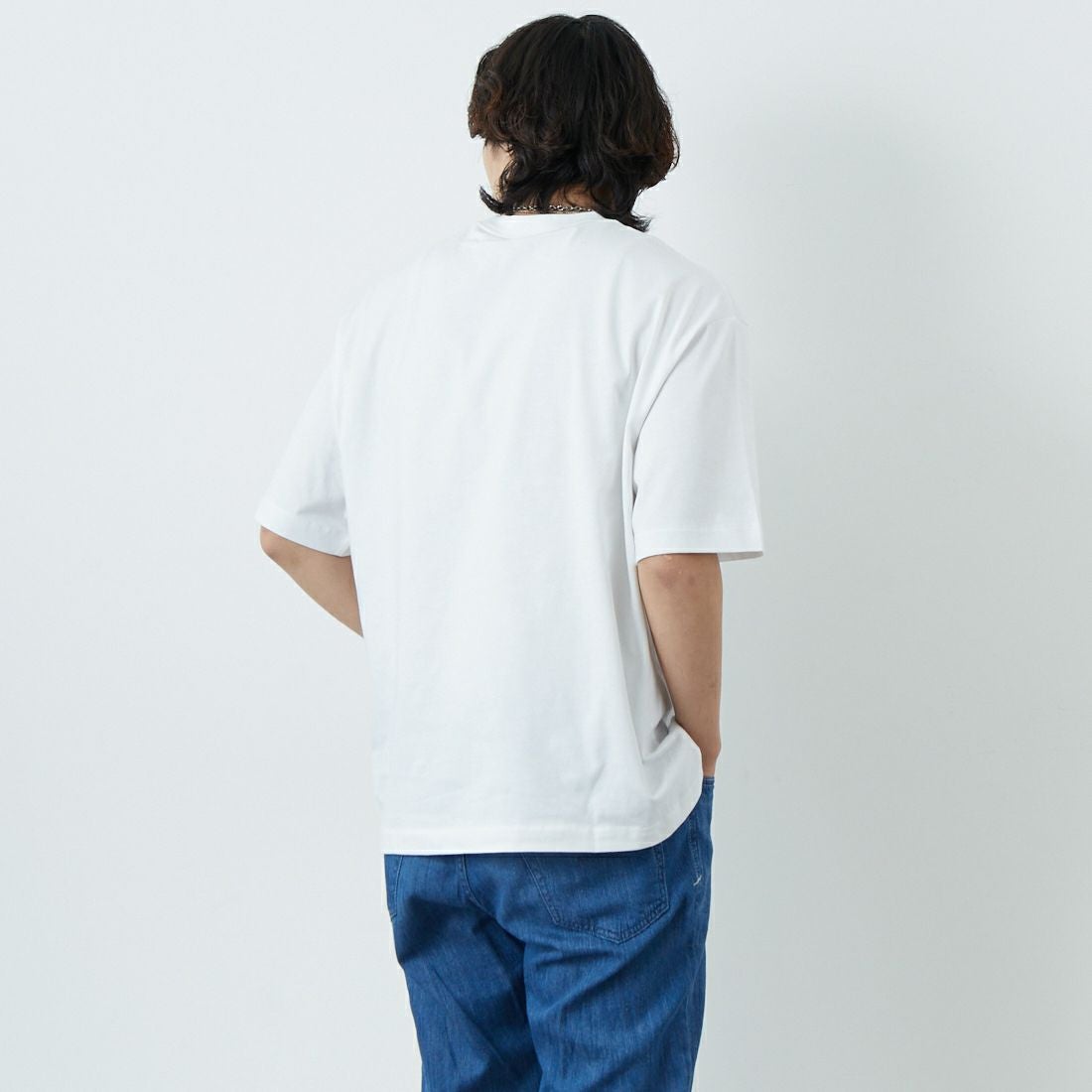Calvin Klein [カルバンクライン] アーカイブ リラックスクルーネックTシャツ [40HM229] YAA &&モデル身長：179cm 着用サイズ：M&&