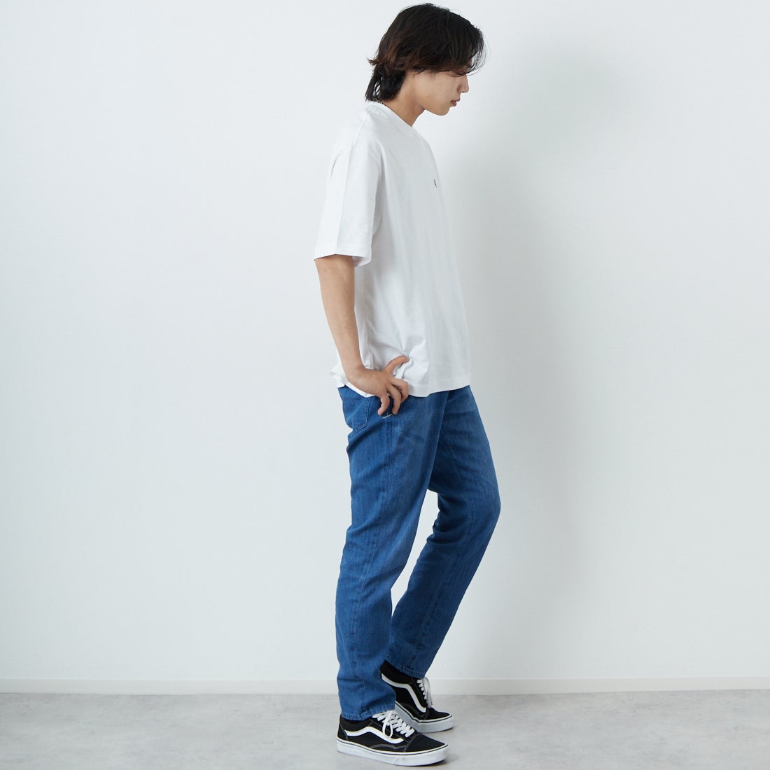 Calvin Klein [カルバンクライン] アーカイブ リラックスクルーネックTシャツ [40HM229] YAA &&モデル身長：179cm 着用サイズ：M&&