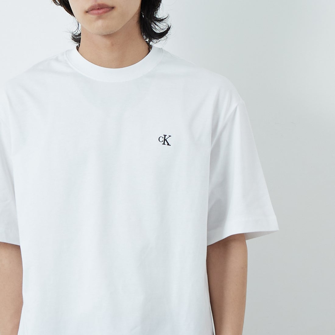 Calvin Klein [カルバンクライン] アーカイブ リラックスクルーネックTシャツ [40HM229] YAA &&モデル身長：179cm 着用サイズ：M&&