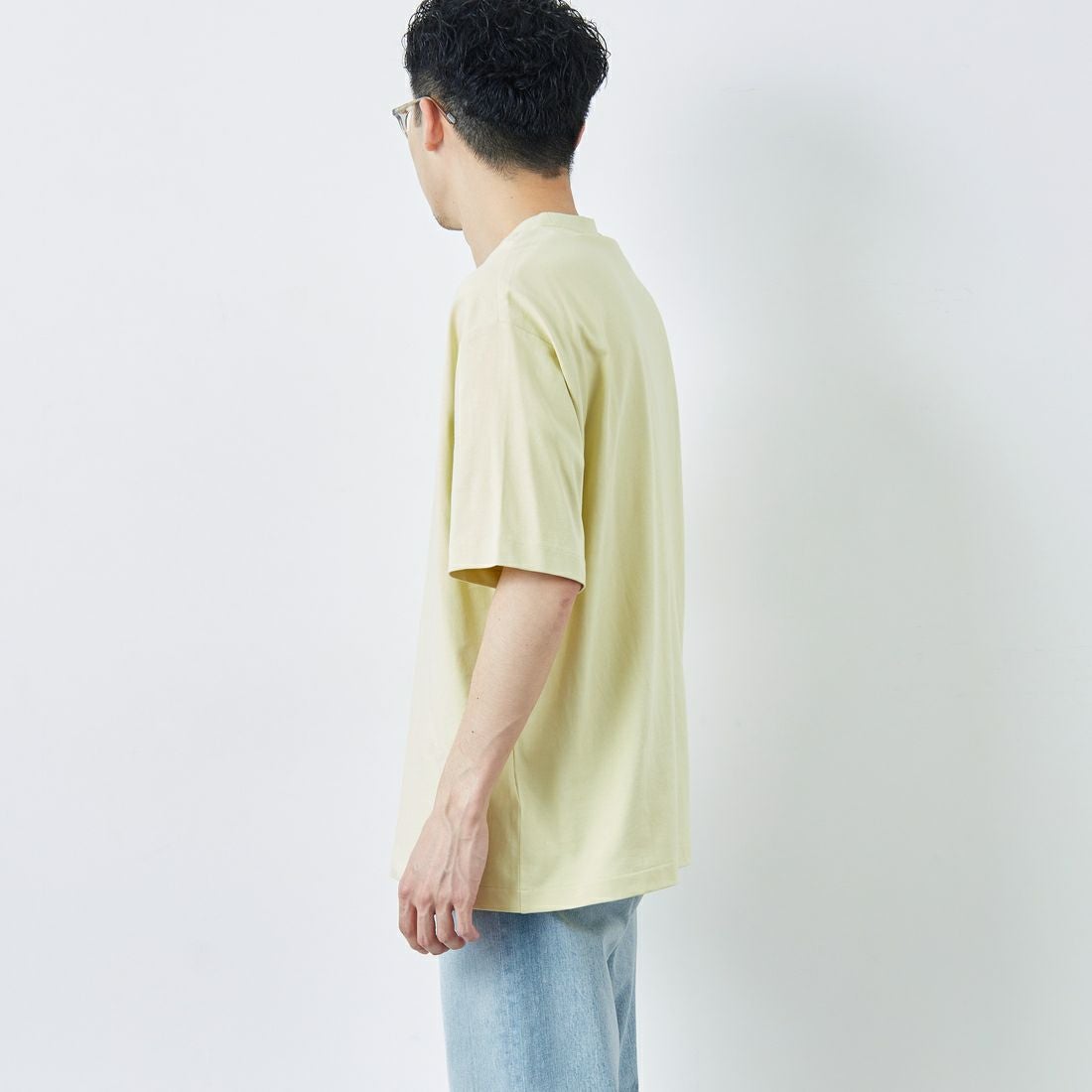 Calvin Klein [カルバンクライン] アーカイブ リラックスクルーネックTシャツ [40HM229] YAA &&モデル身長：168cm 着用サイズ：S&&