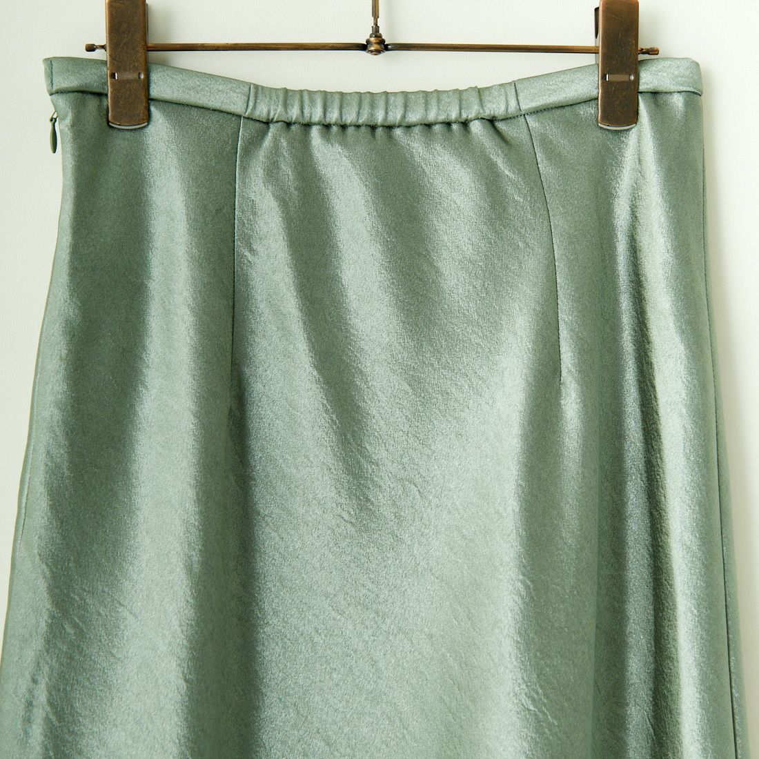 dolly-sean [ドリーシーン] クレーターサテン バイヤスフレアスカート [M-8110] 720 ｸﾞﾘｰﾝ