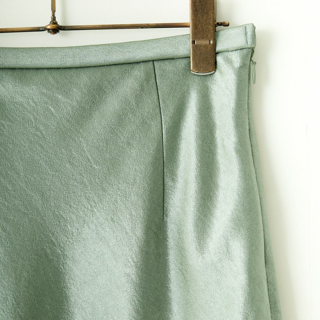 dolly-sean [ドリーシーン] クレーターサテン バイヤスフレアスカート [M-8110] 720 ｸﾞﾘｰﾝ