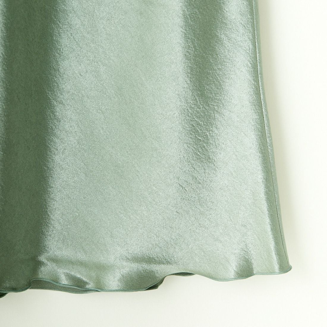 dolly-sean [ドリーシーン] クレーターサテン バイヤスフレアスカート [M-8110] 720 ｸﾞﾘｰﾝ